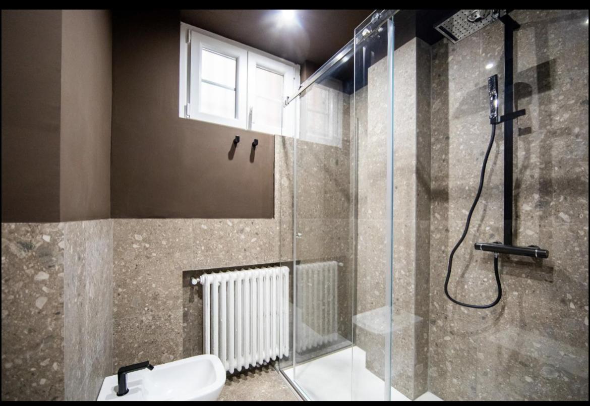 New Amazing Bilo Apartment In The Heart Of Milan From Moscova Suites Apartments Group Exterior photo